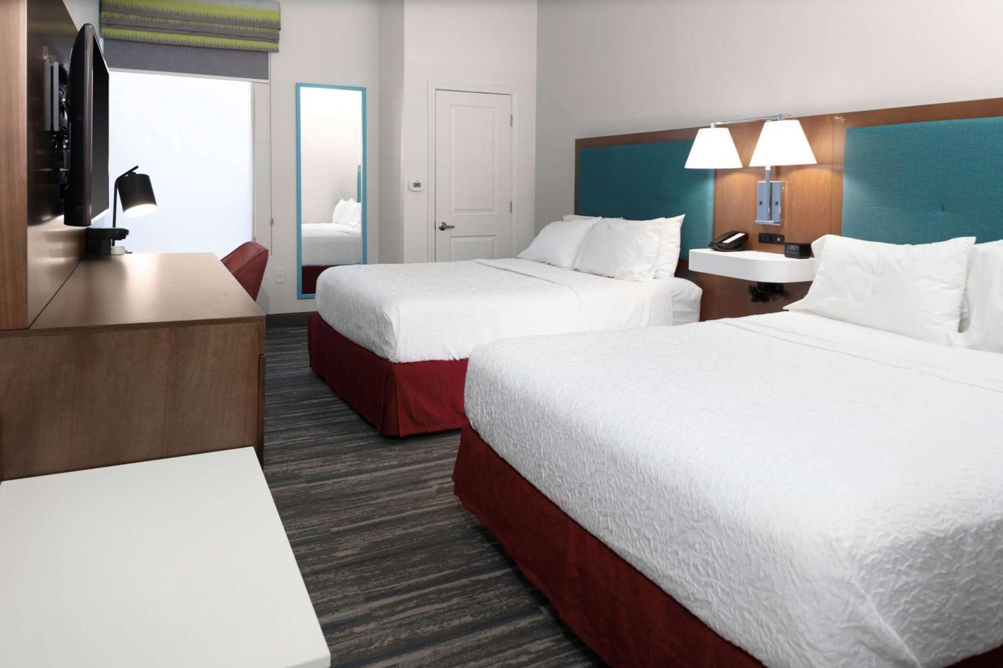 Hampton Inn By Hilton Concord/Bow Екстер'єр фото