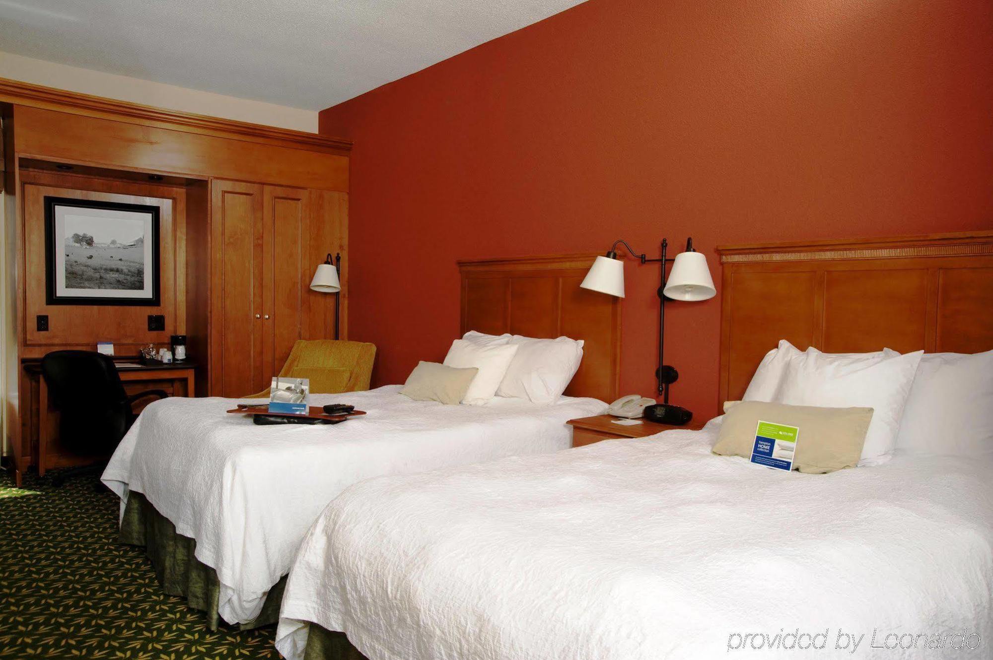 Hampton Inn By Hilton Concord/Bow Номер фото
