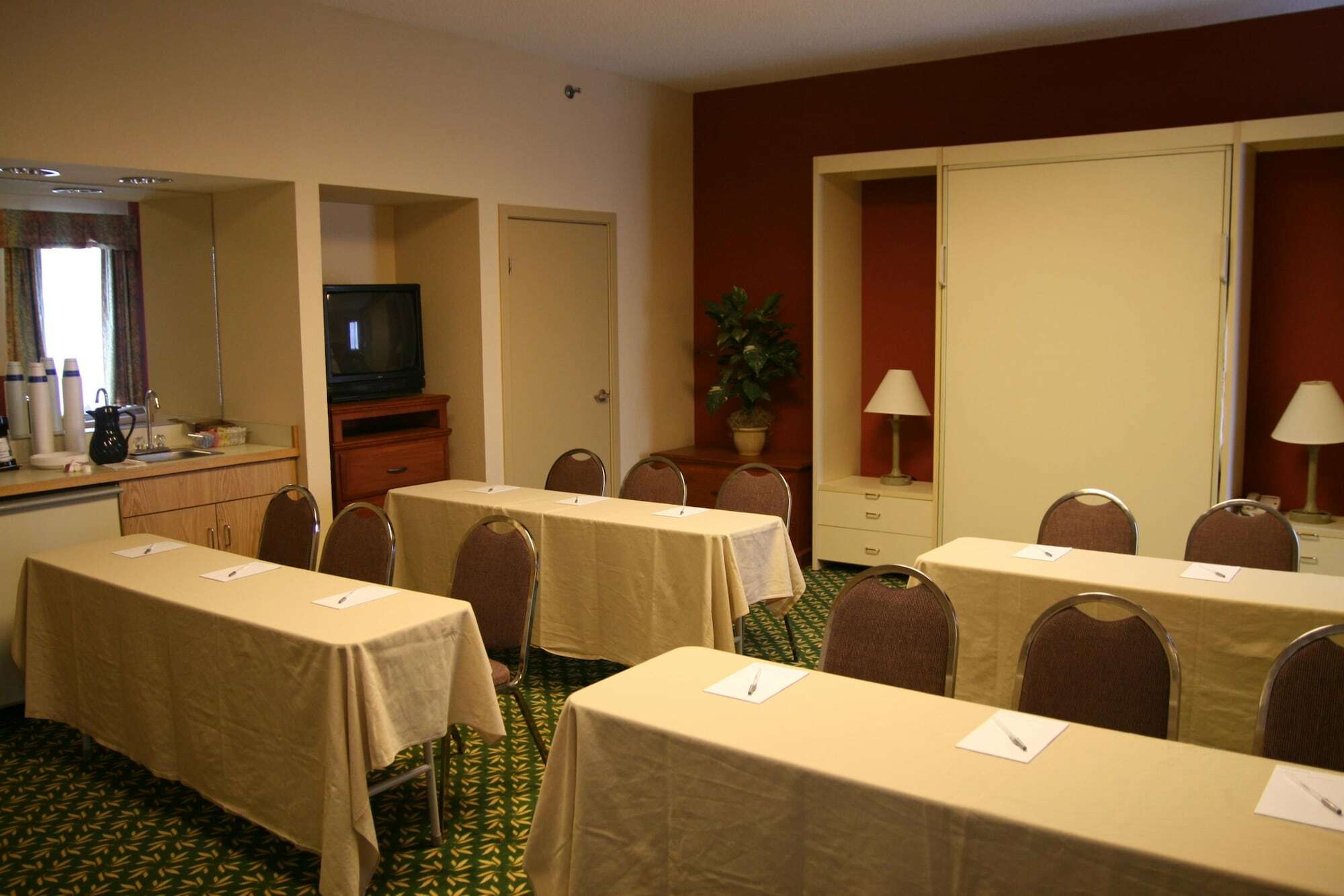 Hampton Inn By Hilton Concord/Bow Екстер'єр фото