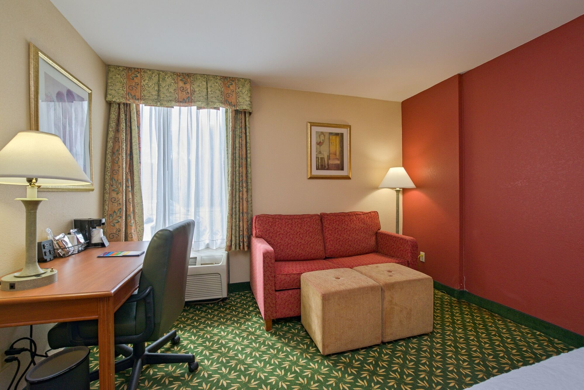 Hampton Inn By Hilton Concord/Bow Екстер'єр фото