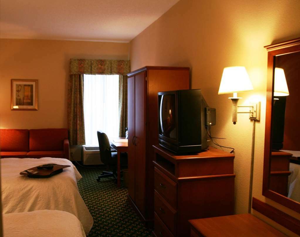 Hampton Inn By Hilton Concord/Bow Номер фото